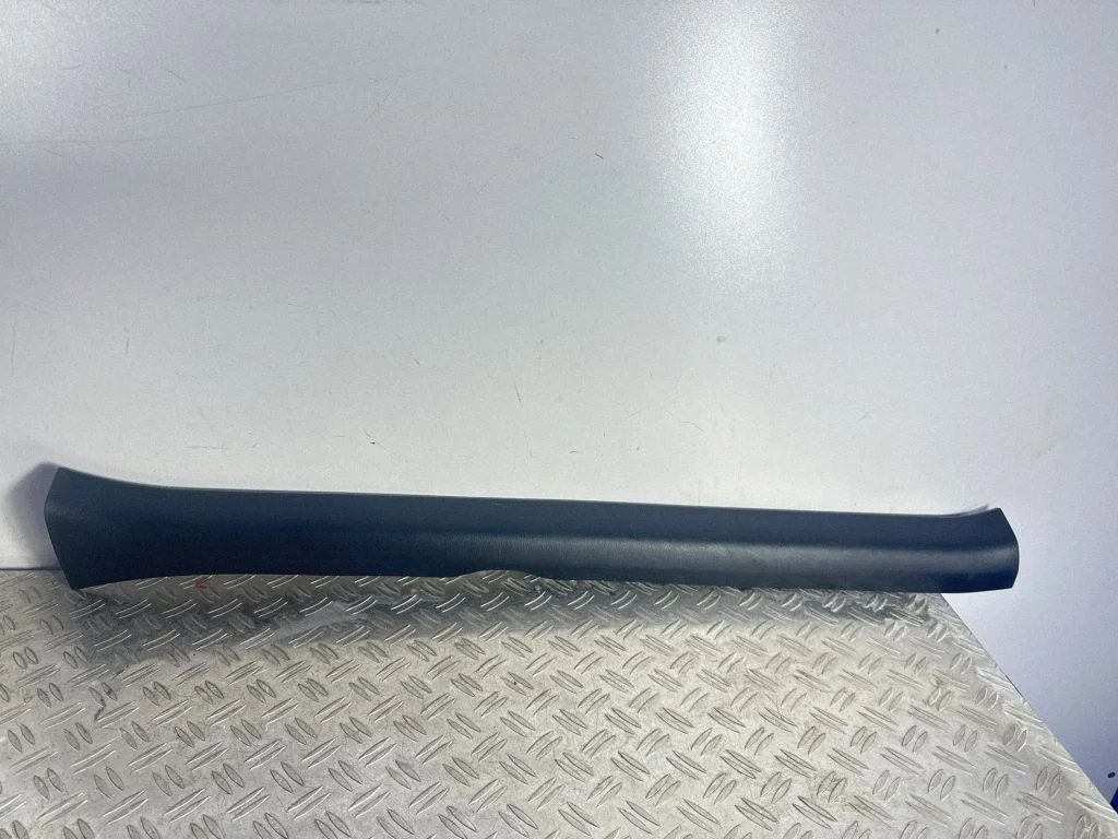 Front sill trim cover 6791424060