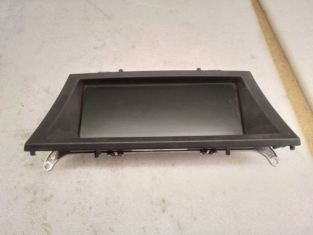 Ekraan / kuvar / väike ekraan – BMW X5 E70 (2006-2013)