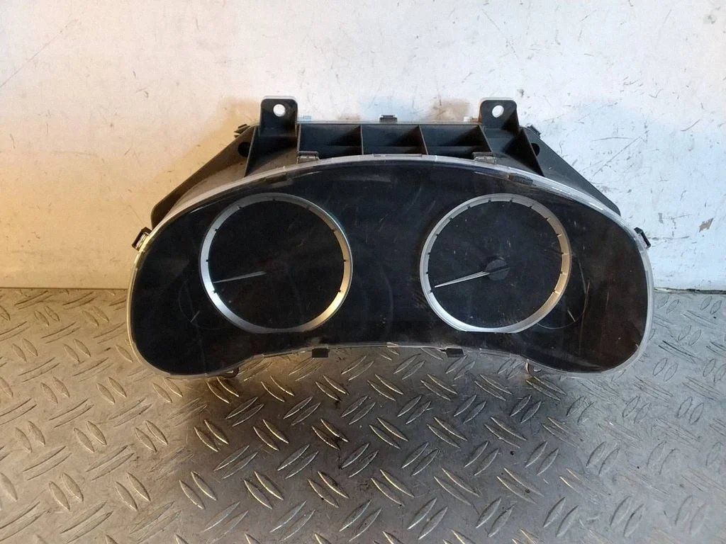 Speedometer (instrument cluster) – Lexus IS III XE30 (2013-2020)