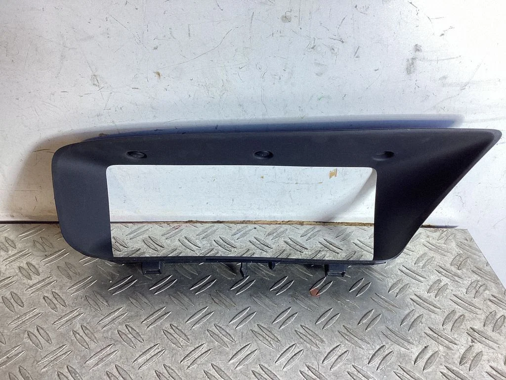 Ekraan / kuvar / väike ekraan – Lexus GS 250 350 300H 450H (2013-)