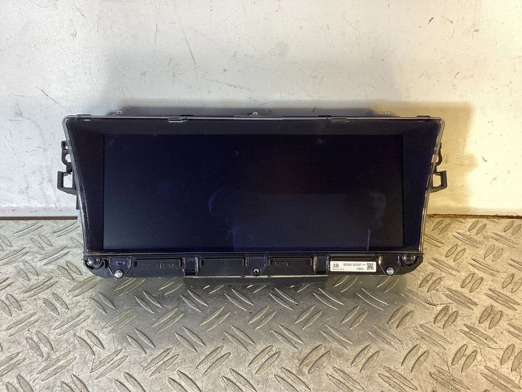 Ekraan / kuvar / väike ekraan – Lexus GS 250 350 300H 450H (2013-)