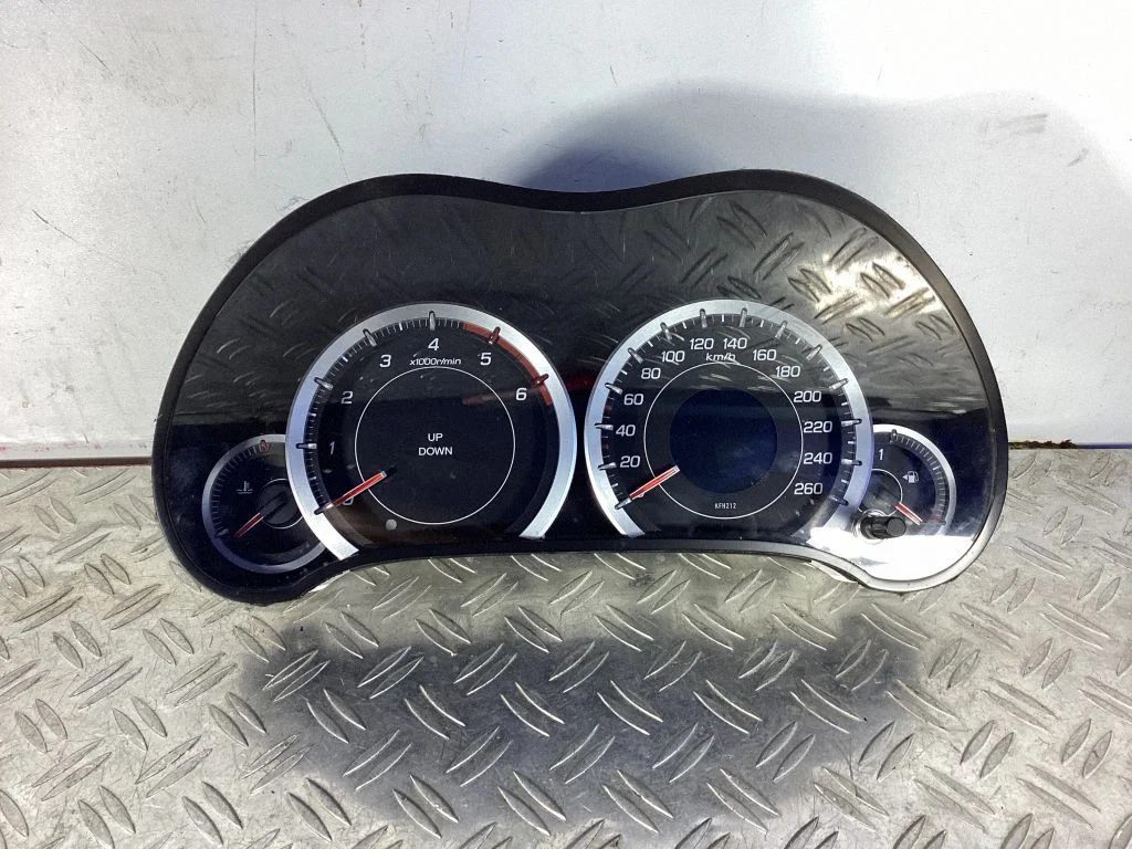 Speedometer (instrument cluster) – Honda Accord (2008-2016)
