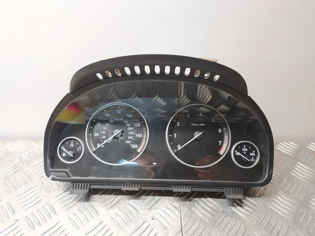 Speedometer (instrument cluster) – BMW 5 Series F10 F11 (2009-2016)