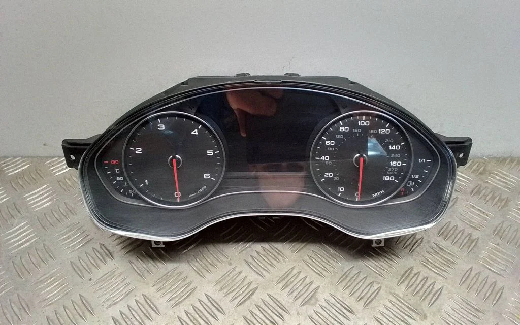 Speedometer (instrument cluster) – Audi A7 S7 4G (2011-2017)