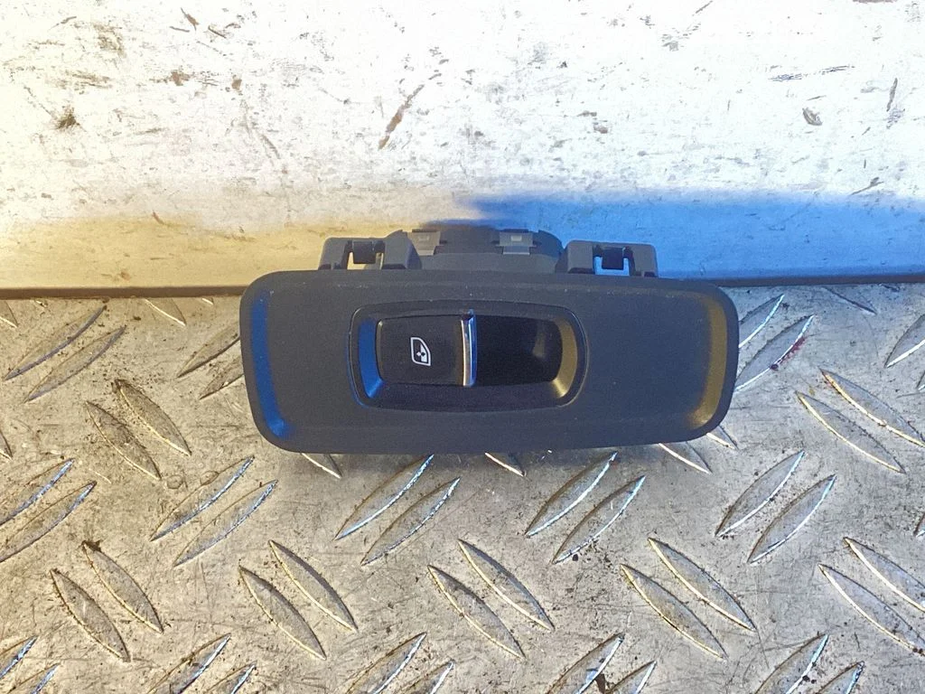 Electric window control switch – Porsche 911 991 (2011-2019)