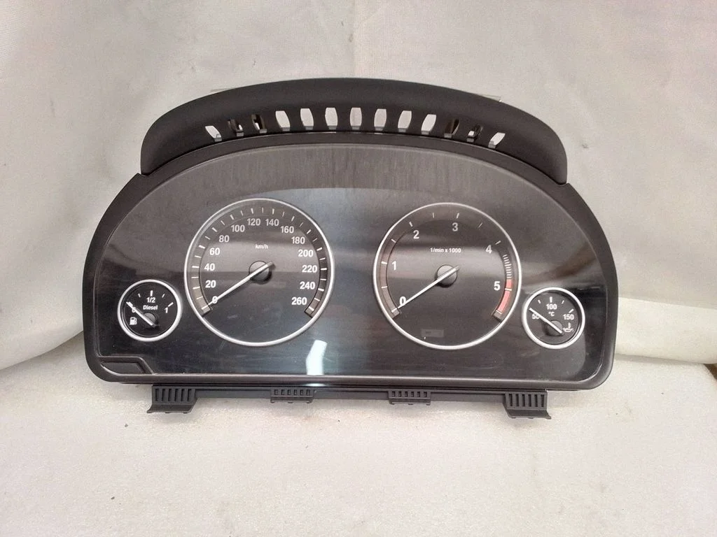 Speedometer (instrument cluster) – BMW 5 Series F10 F11 (2009-2016)