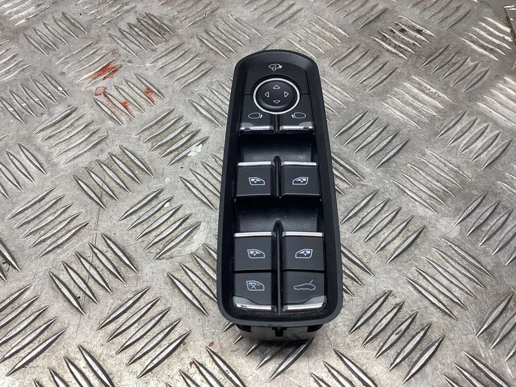 Electric window control switch – Porsche Macan (95B) (2019-)