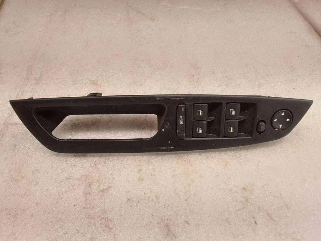 Electric window control switch – BMW X5 E70 (2006-2013)