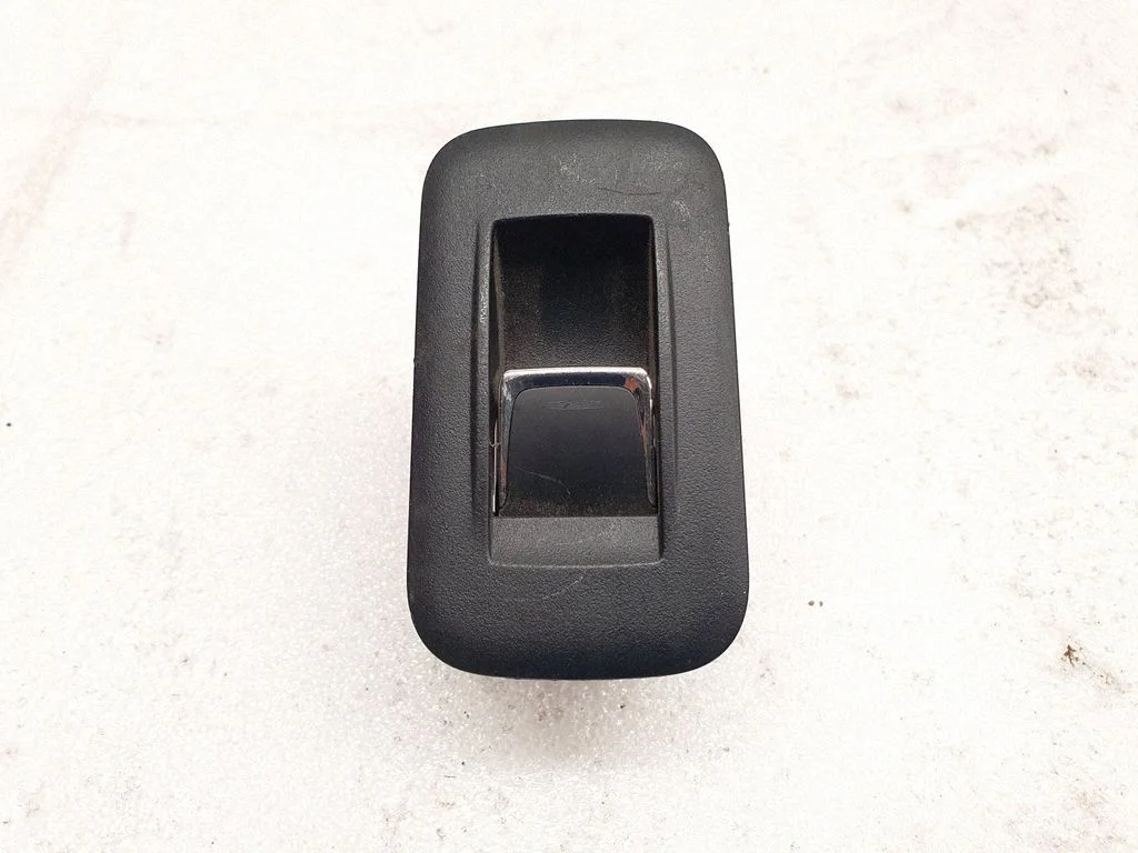 Electric window control switch – Lexus RX III (2008-2015)