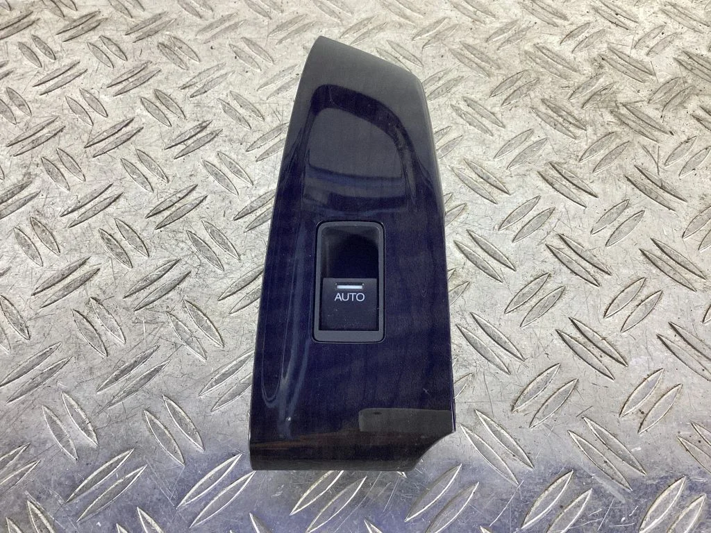 Electric window control switch – Honda Accord (2008-2016)