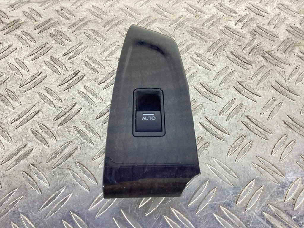 Electric window control switch – Honda Accord (2008-2016)