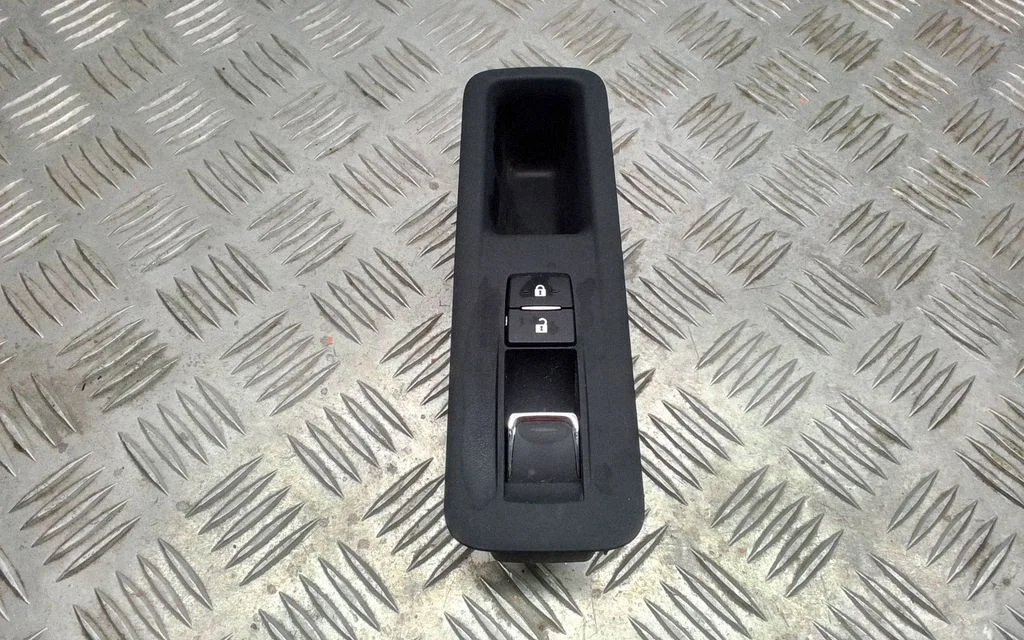 Electric window control switch – Lexus RX III (2008-2015)