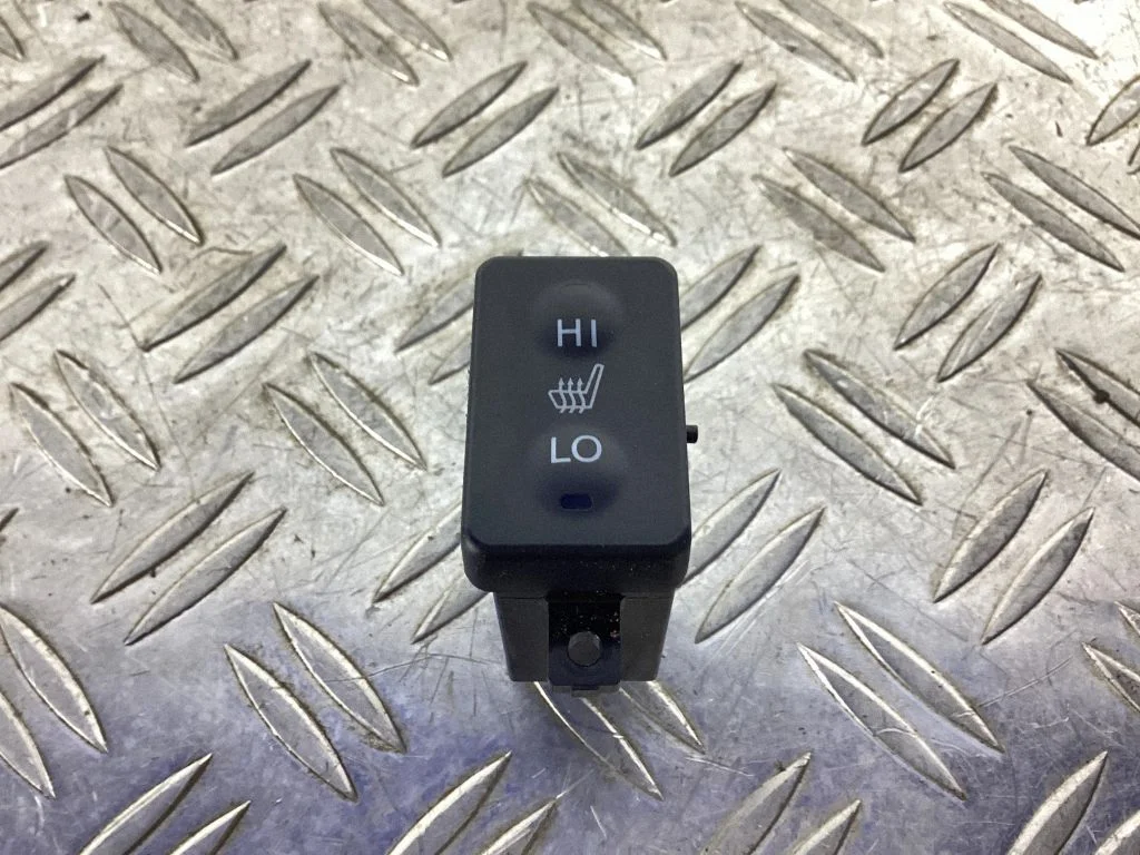 Seat heating switch – Honda Accord (2008-2016)