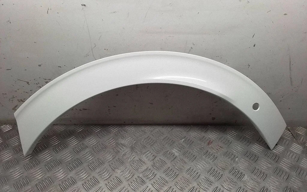 Rear arch trim 87743CVDB0