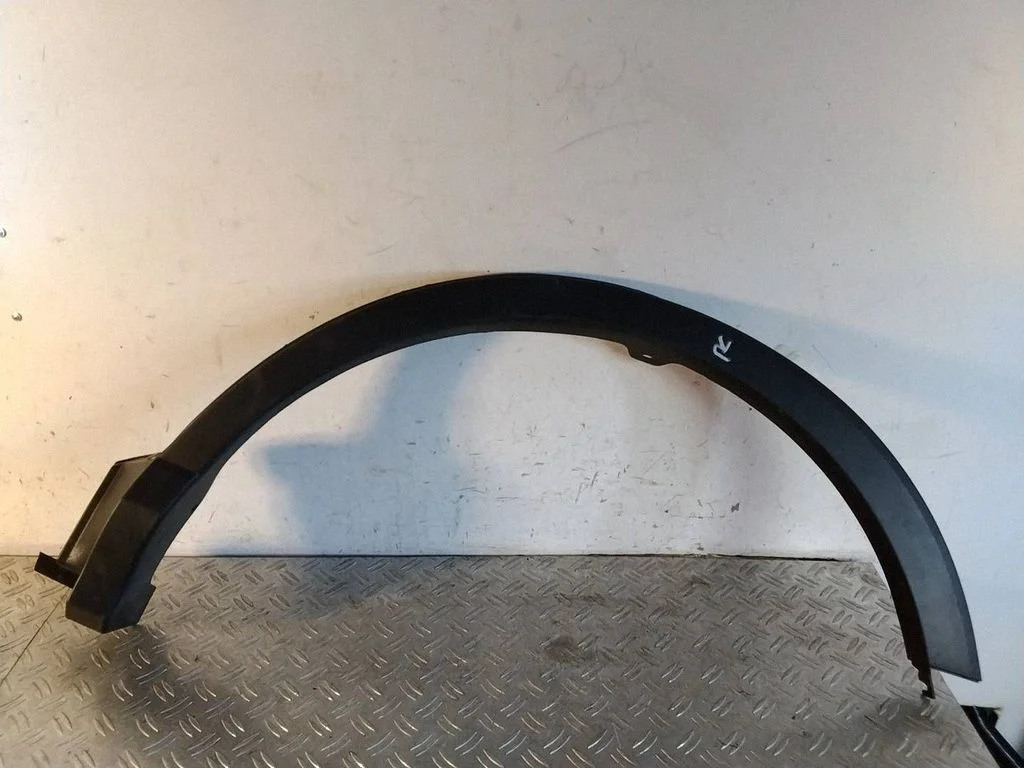 Rear arch trim – Toyota RAV 4 (XA40) (2012-2018)