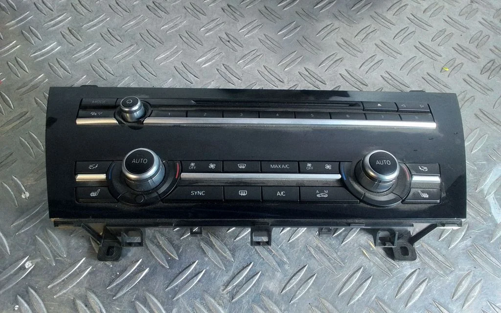 Climate control unit – BMW 6 Series F06 Gran coupe (2012-2018)