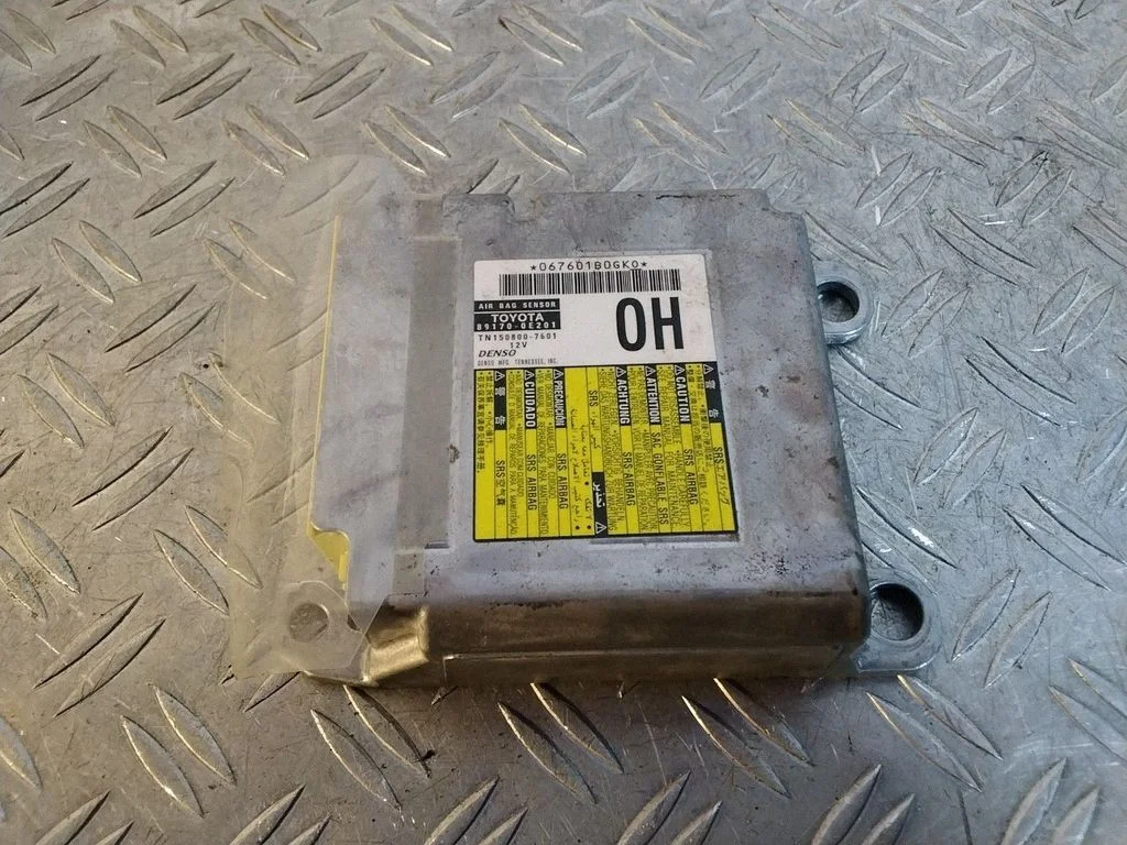 Airbag control unit/module – Lexus RX 450H (2016-)
