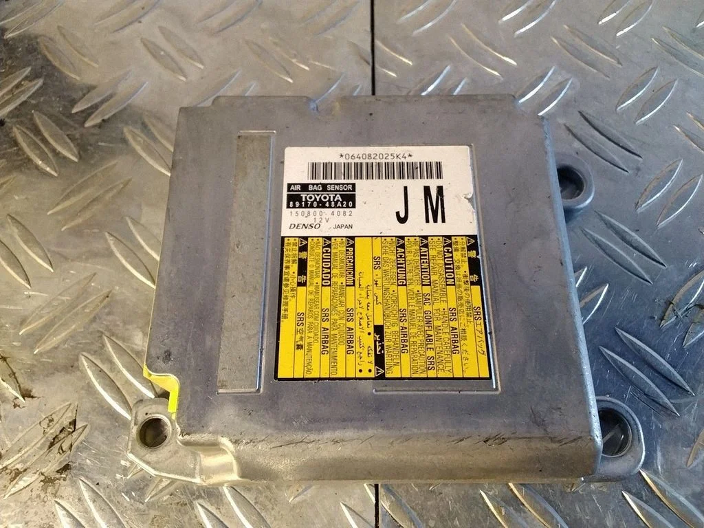 Airbag control unit/module – Lexus RX 450H (2016-)