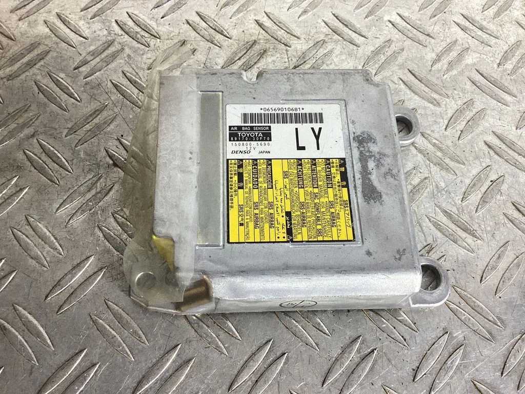 Airbag control unit/module – Lexus GS 250 350 300H 450H (2013-)