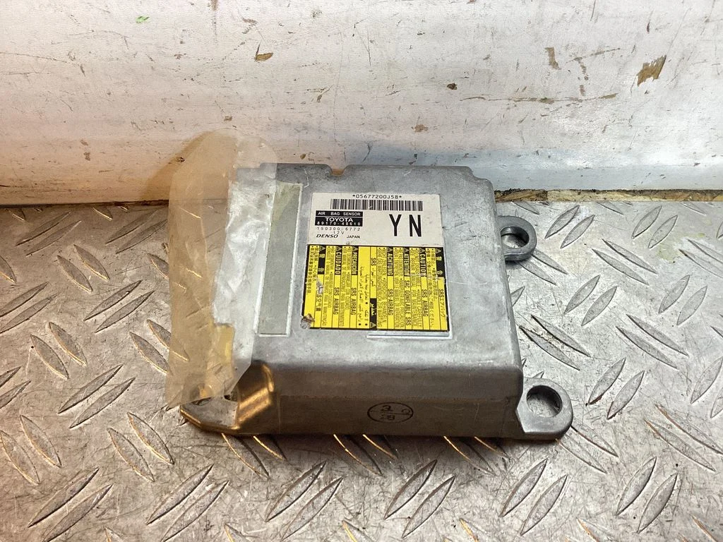 Airbag control unit/module – Lexus RX III (2008-2015)
