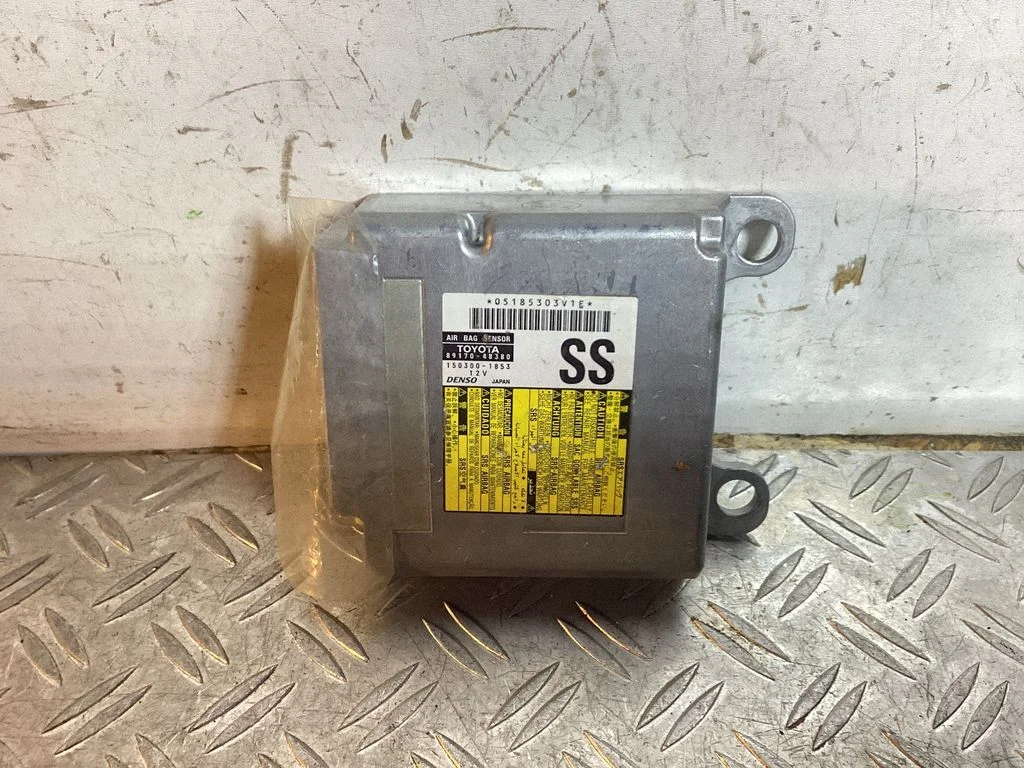 Airbag control unit/module – Lexus RX III (2008-2015)