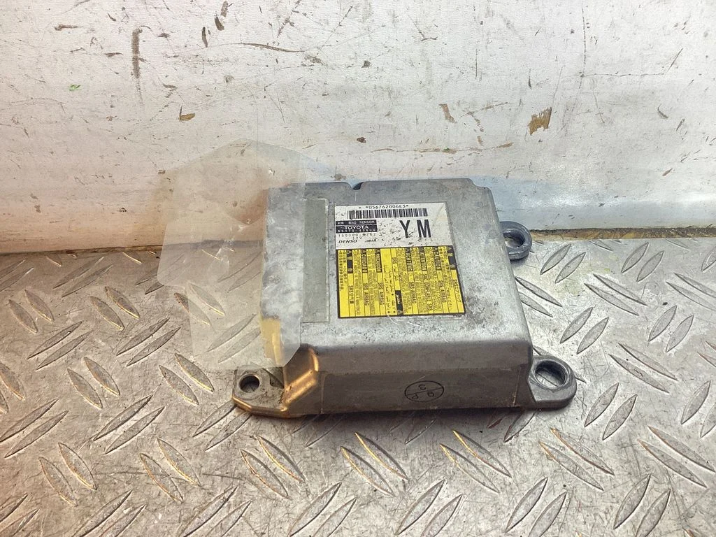 Airbag control unit/module – Lexus RX III (2008-2015)
