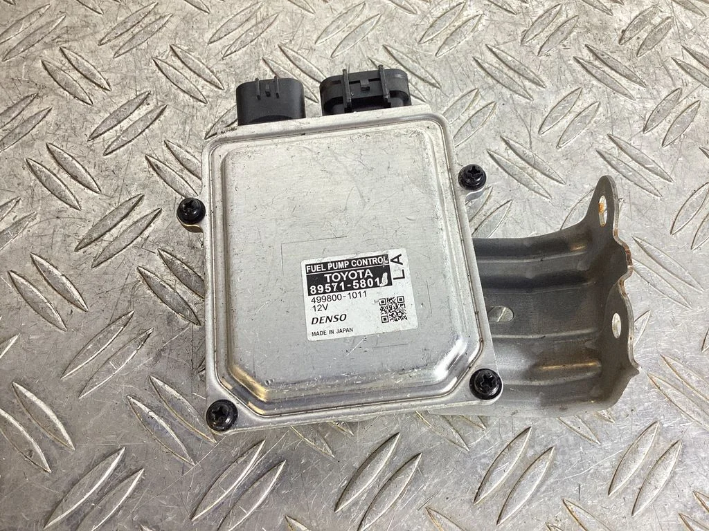 Fuel injection pump control unit/module – Lexus RX 450H (2016-)