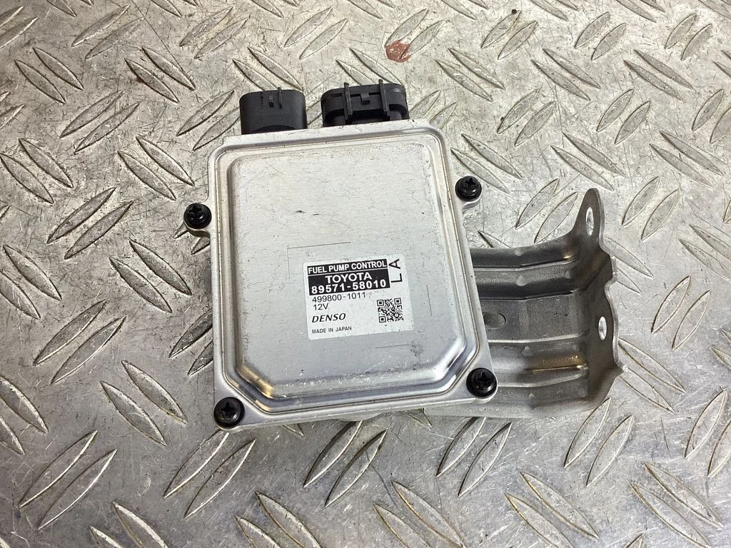 Fuel injection pump control unit/module – Lexus RX 450H (2016-)