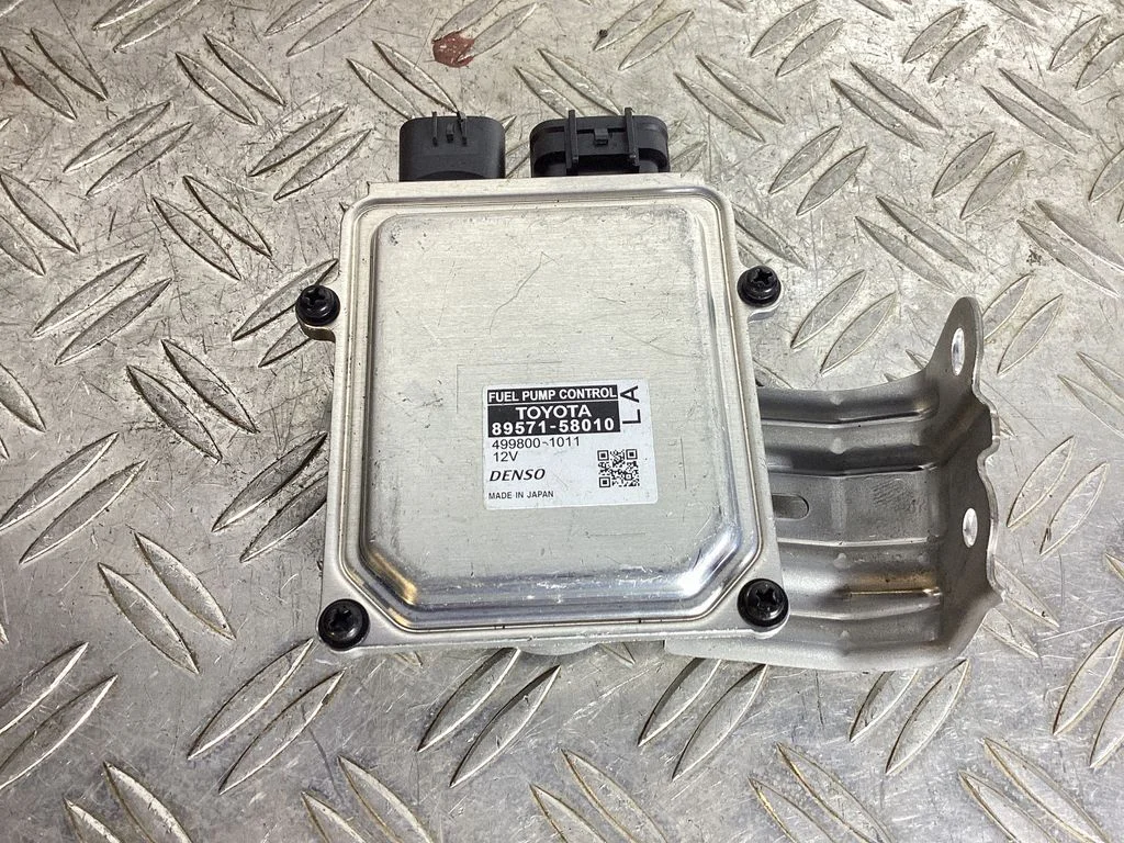 Fuel injection pump control unit/module – Lexus RX 450H (2016-)