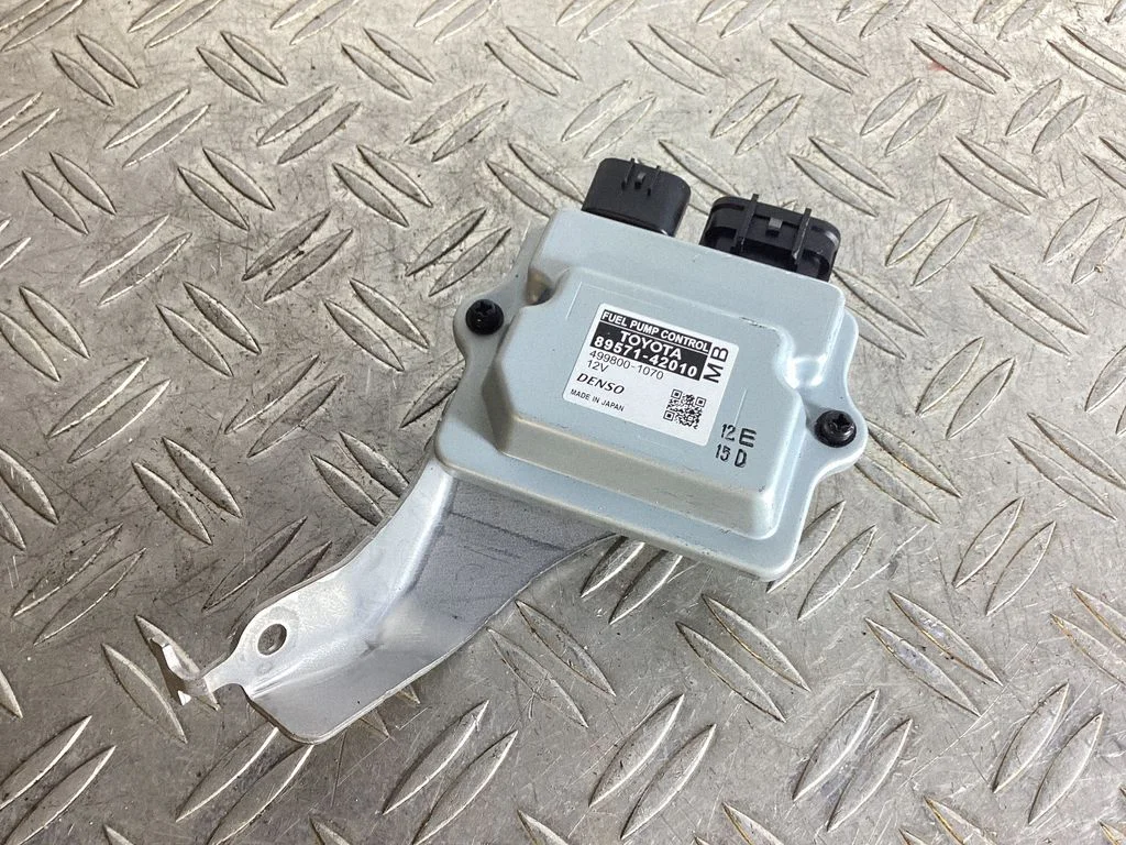 Fuel injection pump control unit/module – Lexus NX (2021-)