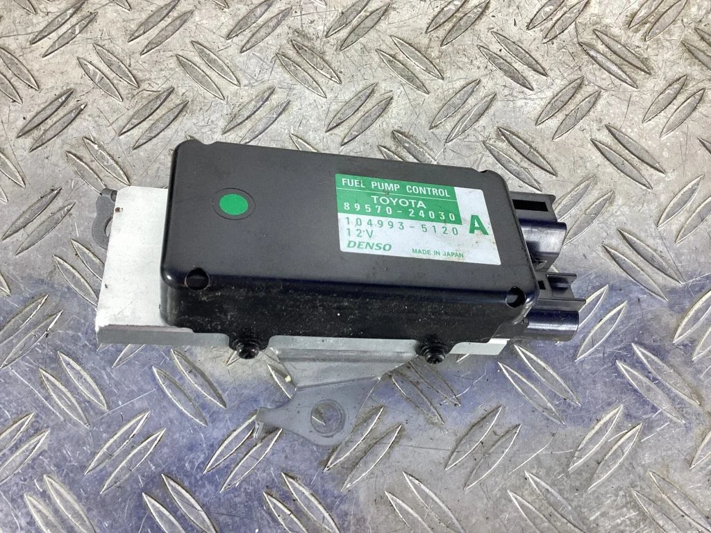 Fuel injection pump control unit/module – Lexus RC (2014-)