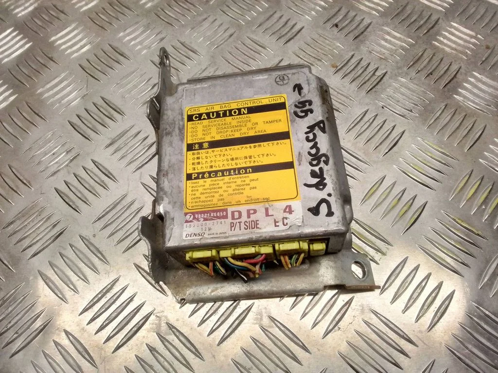 Airbag control unit/module – Subaru Legacy (1999-2003)