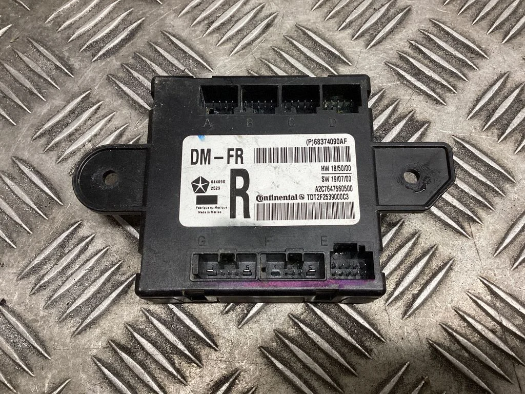 Ukseelektroonika juhtplokk – Ram 1500 DT (2018-)