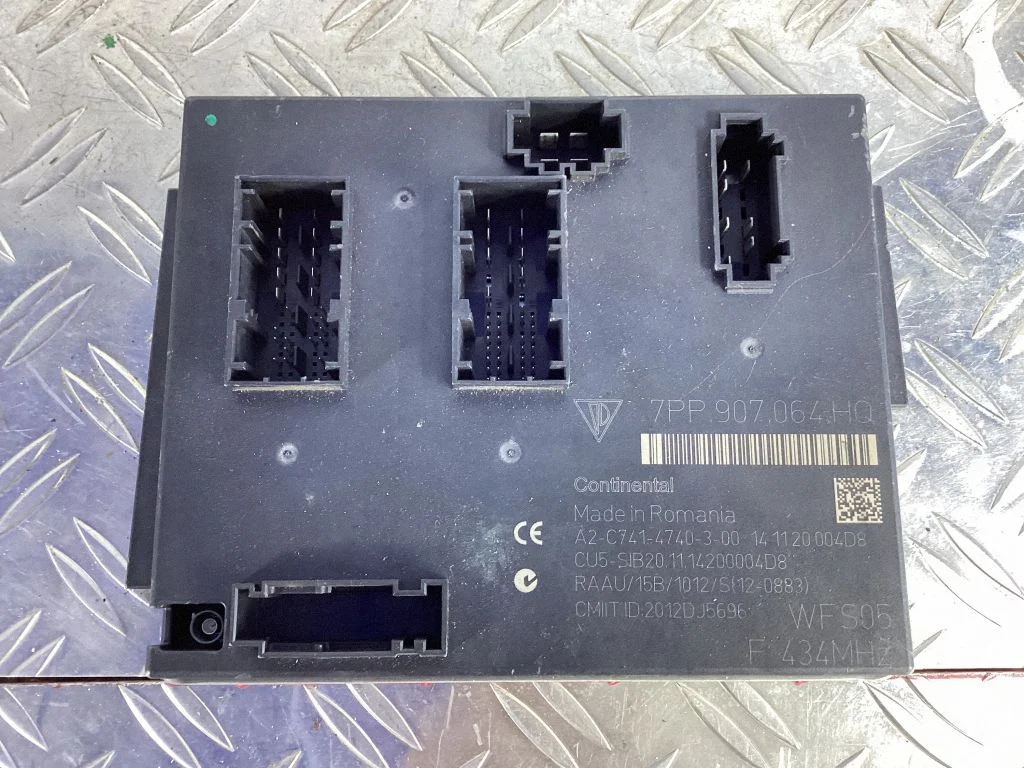 Central body control module – Porsche 911 991 (2011-2019)