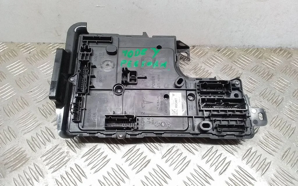 Kere juhtmoodul 149784800D