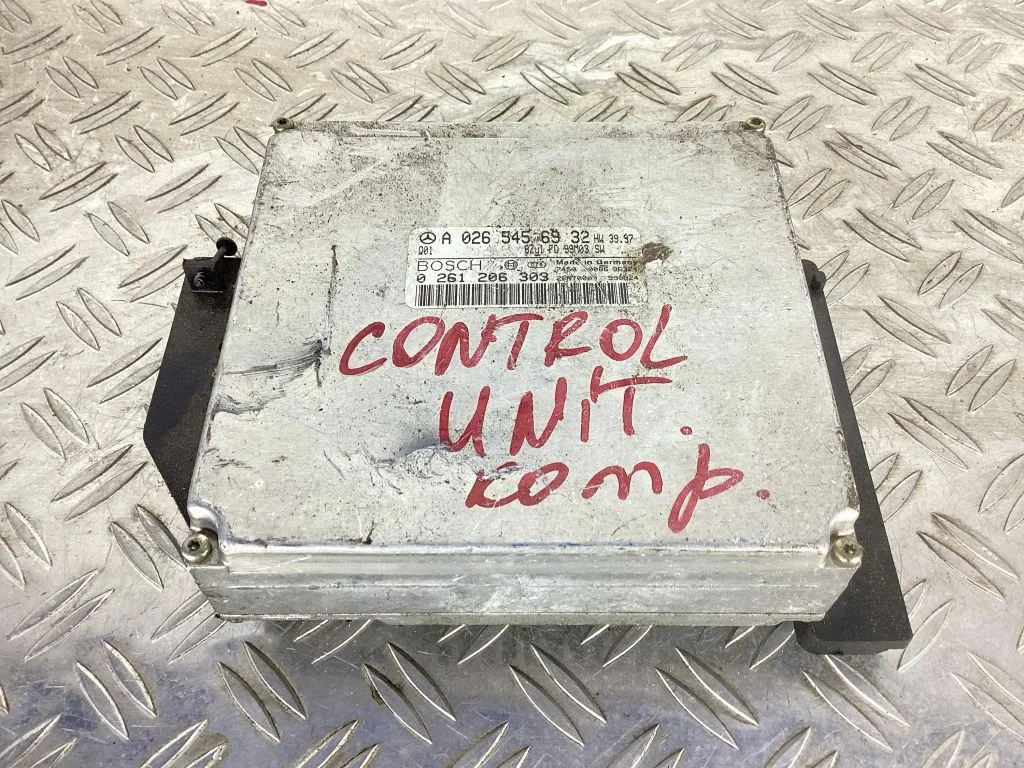 Engine control unit/module – Mercedes-Benz S-Class W220 (1998-2006)