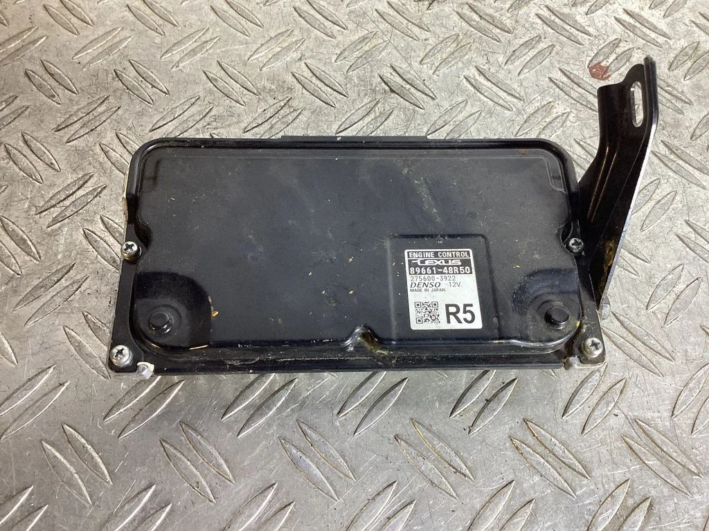 Engine control unit/module – Lexus RX 450H (2016-)