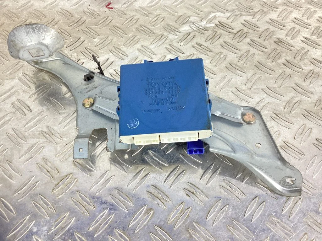Other control units/modules – Lexus LS UCF30 (2001-2007)