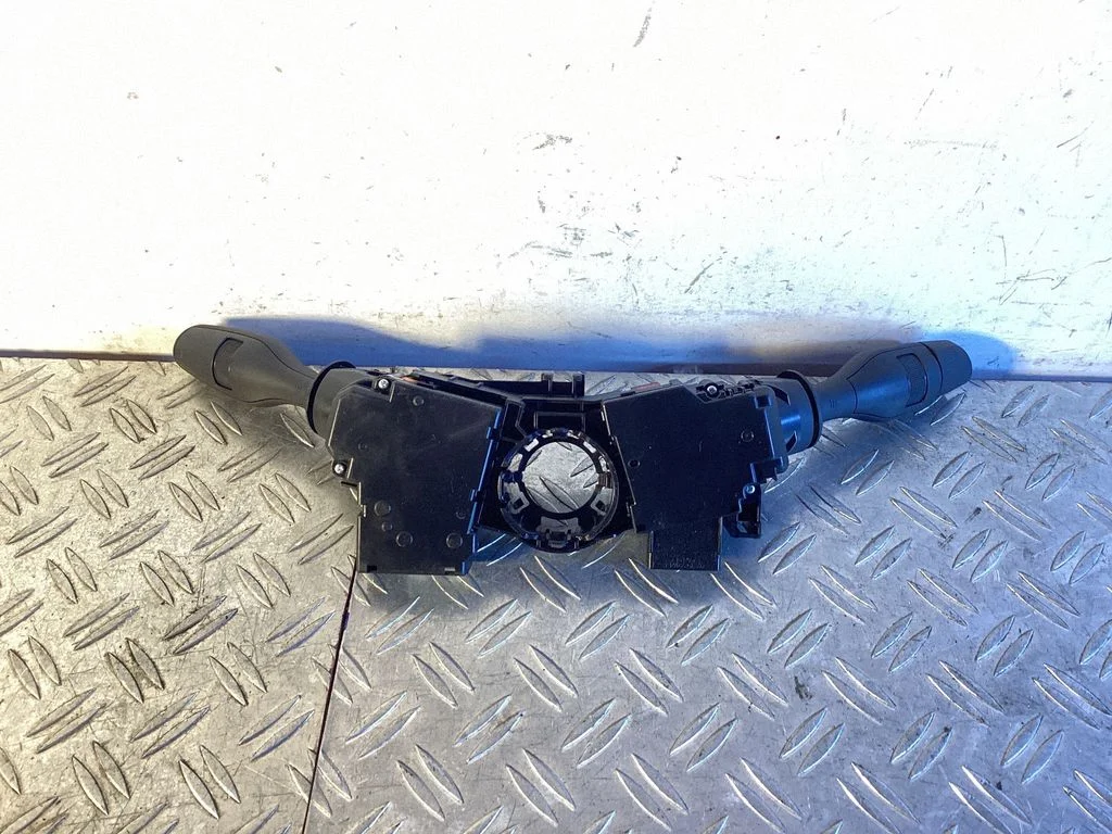Wiper turn signal indicator stalk/switch – Lexus IS III XE30 (2013-2020)