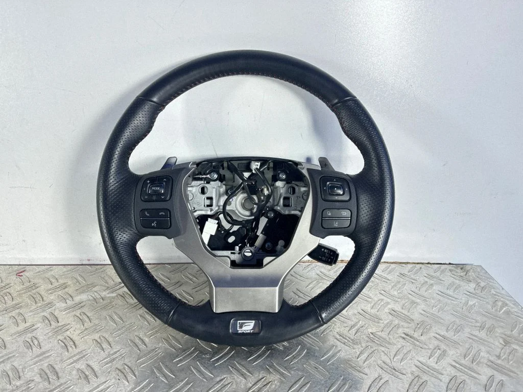 Stūre – Lexus RC (2014-)
