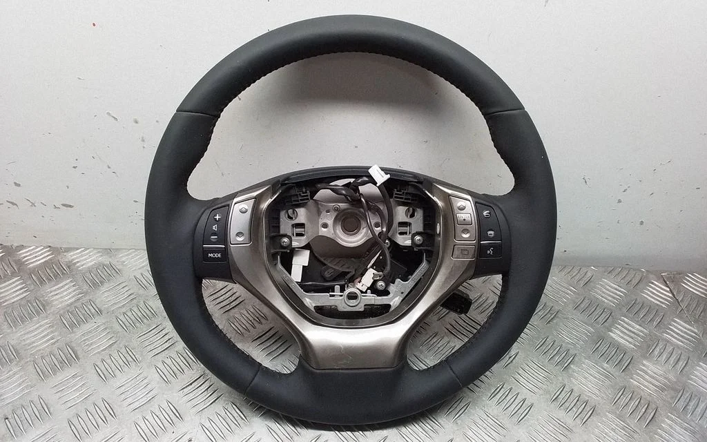 Steering wheel – Lexus GS 250 350 300H 450H (2013-)