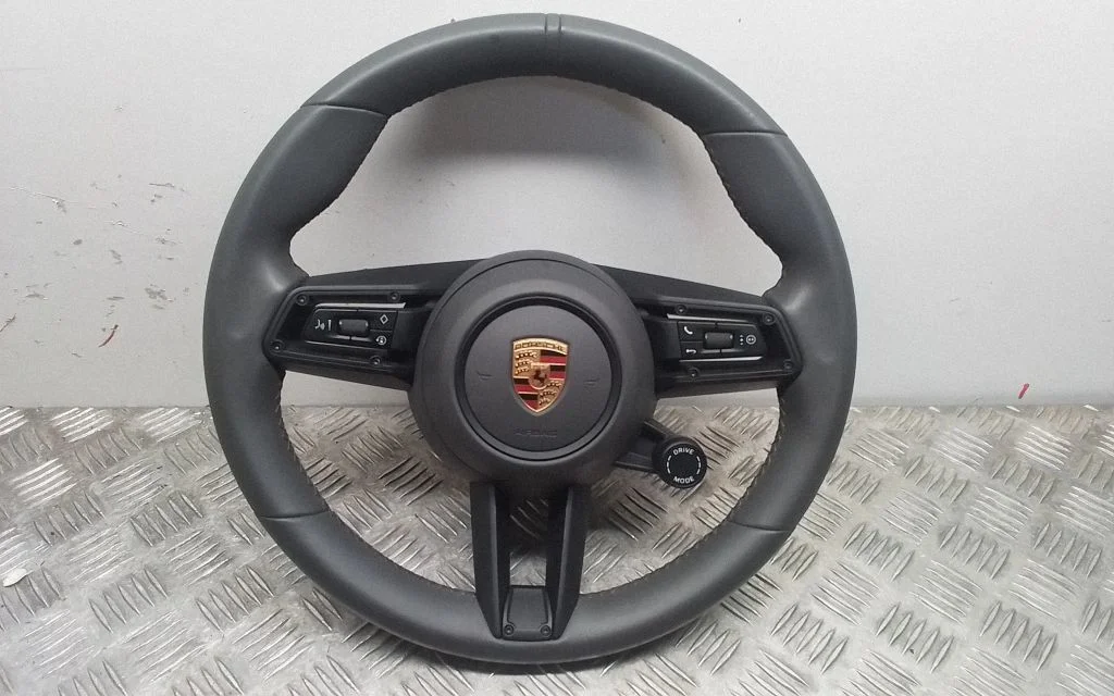 Steering wheel – Porsche Taycan 9J1 (2019-)