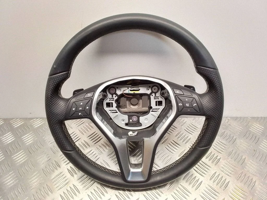 Steering wheel – Mercedes-Benz CLA-Class C117 X117 W117 (2013-2019)
