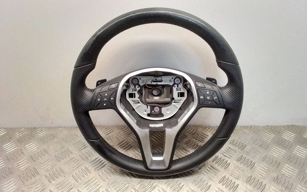 Steering wheel – Mercedes-Benz CLS-Class C218 X218 (2011-2017)