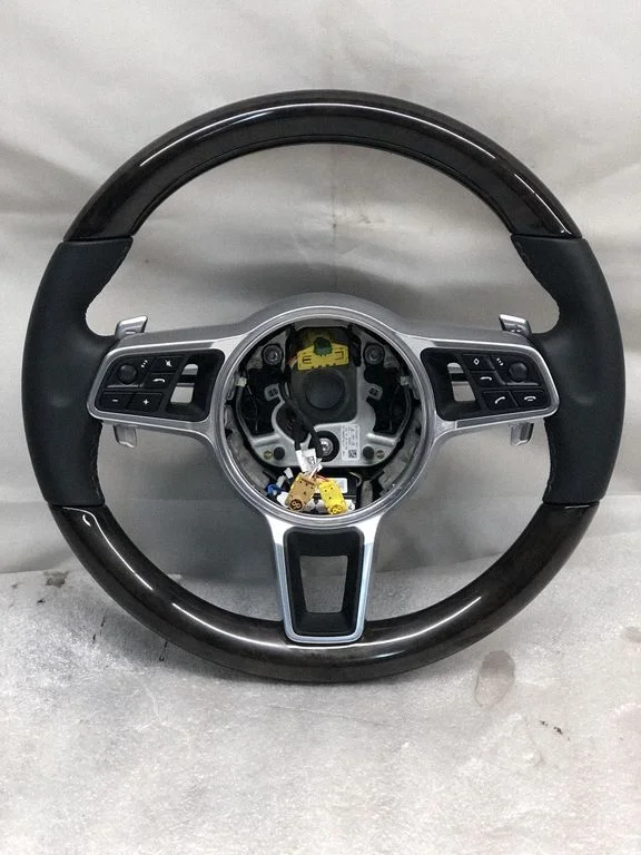 Steering wheel – Porsche Cayenne (92A) (2010-2017)