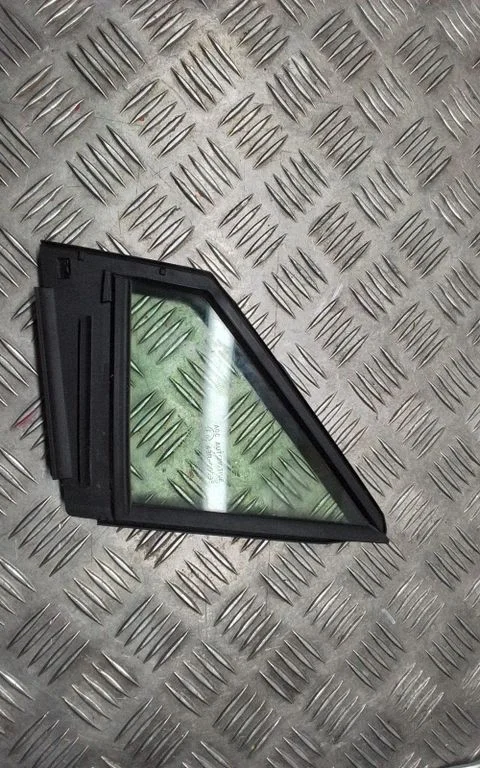 Front door vent window glass four-door – Lexus NX (2021-)