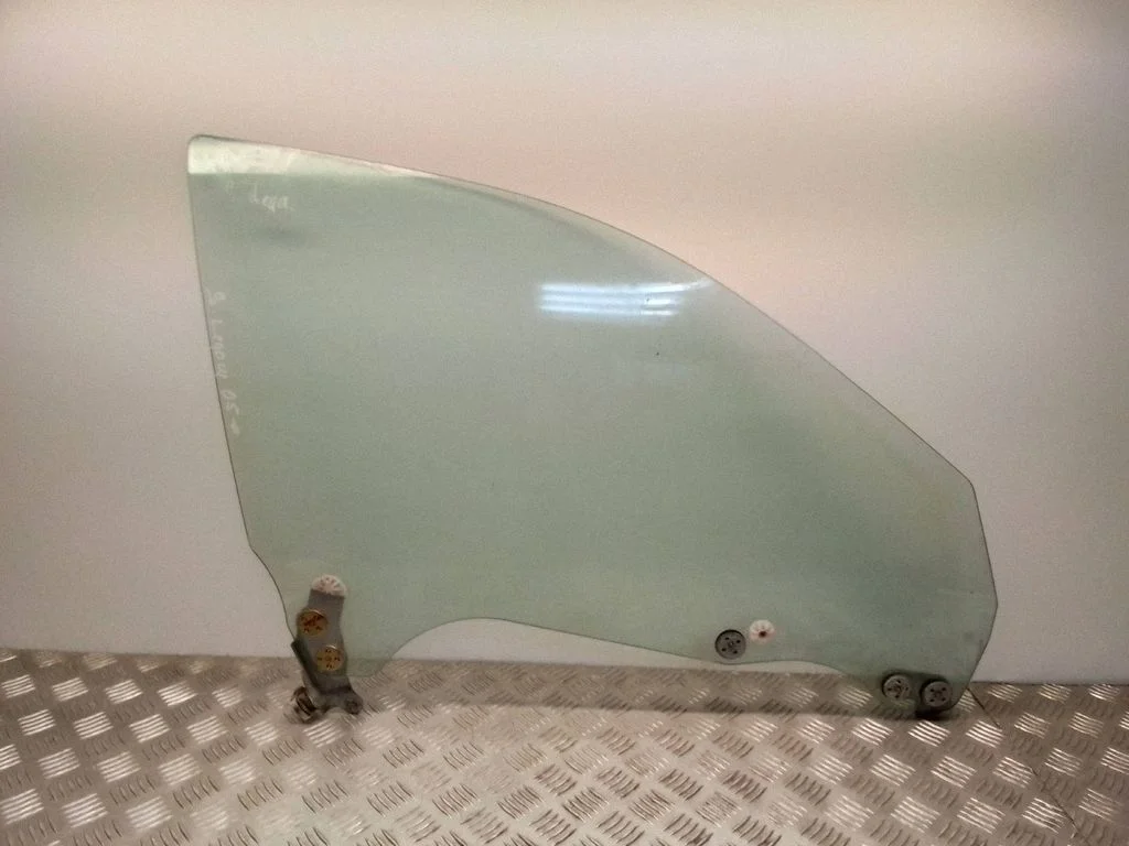 Front door window glass four-door – Subaru Legacy (2004-2006)