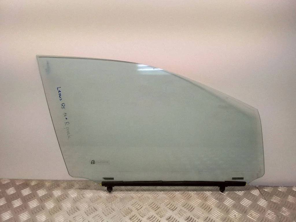 Front door window glass four-door – Lexus RX 450H (2016-)