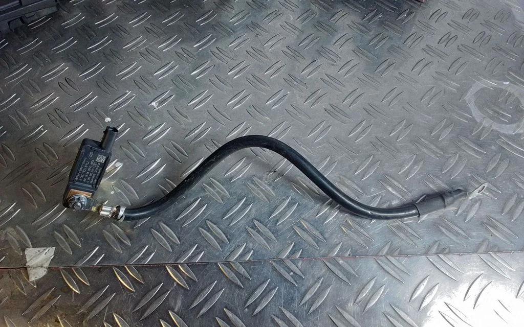 Negative earth cable (battery) A0009058912