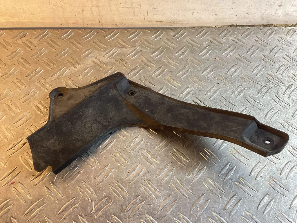 Front mudguard – Lexus RX 450H (2016-)